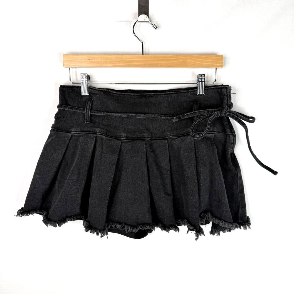 Madden NYC Black Denim Pleated Skort M